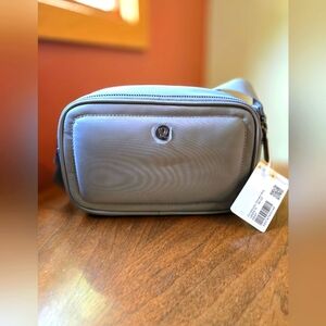Brand New, Never Used, Lululemon Crossbody Camera Bag in Asphalt Gray with tag